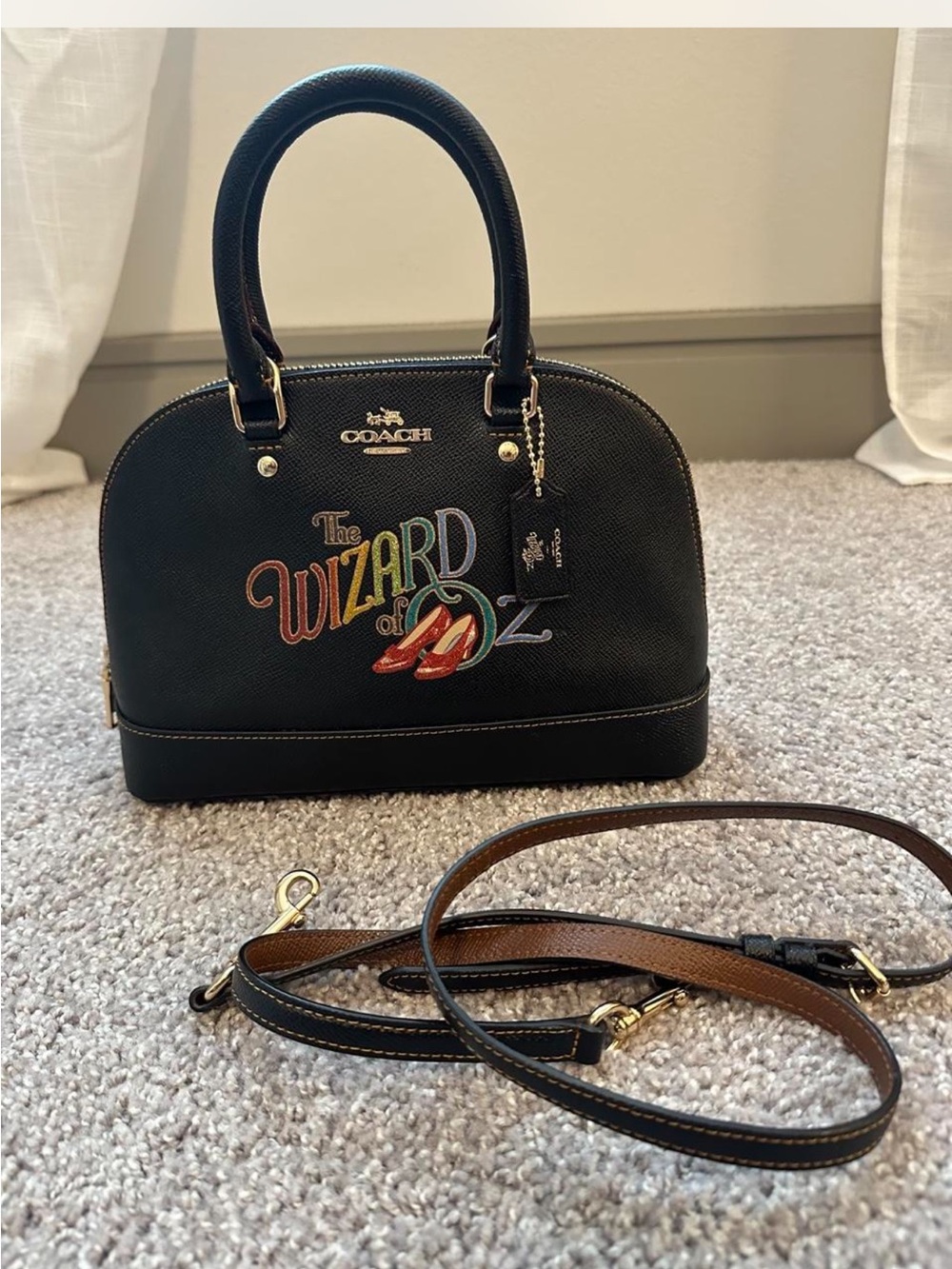 Rare Coach Black 'Wizard of Oz' Dome Satchel with Multicolor Graphic - Picture 2 of 8